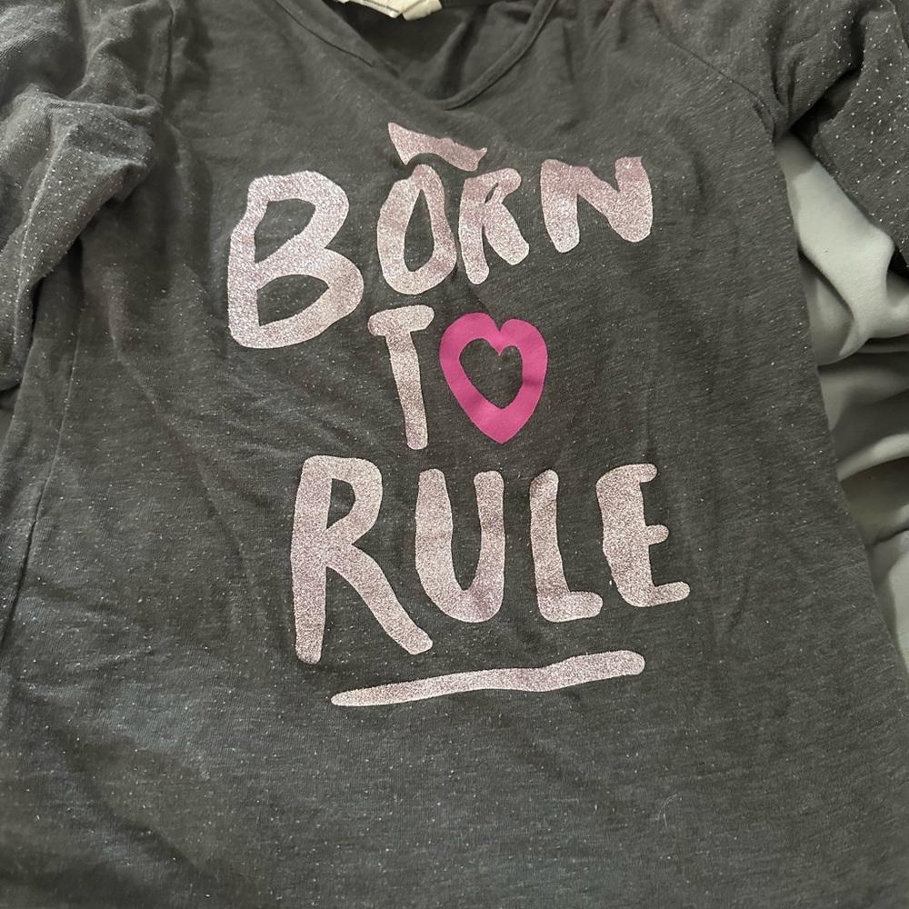 Shirt size 4-6t